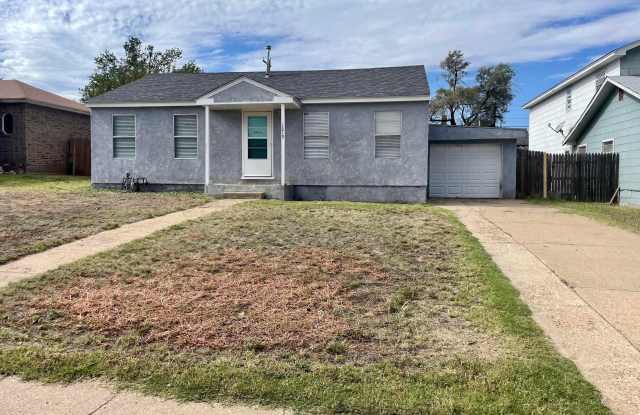 1219 Hazelwood Street - 1219 Hazelwood Street, Borger, TX 79007