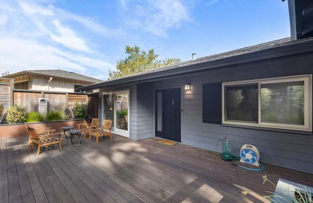 6140 Bullard Dr - 3 Bedrooms | 3 Bathrooms | Furnished Single-Family Home Gallery 1
