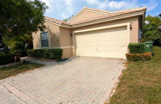 1481 SW 105th Avenue PEMBROKE PINES, FL 33025 - 1481 Southwest 105th Avenue, Pembroke Pines, FL 33025