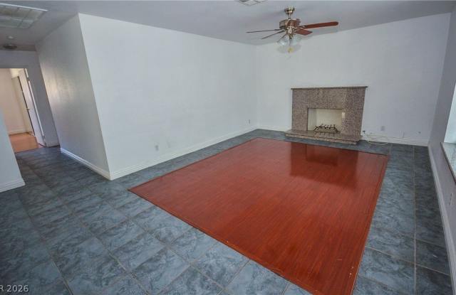 6772 Carrera Drive Gallery 3
