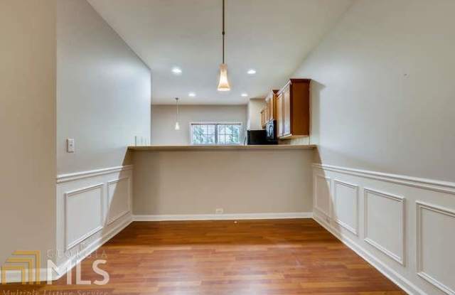 744 SW Celeste Ln Gallery 4