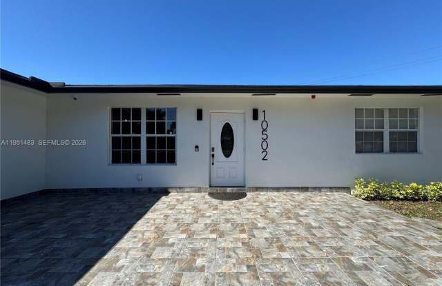 10502 SW 77th Ct photos photos