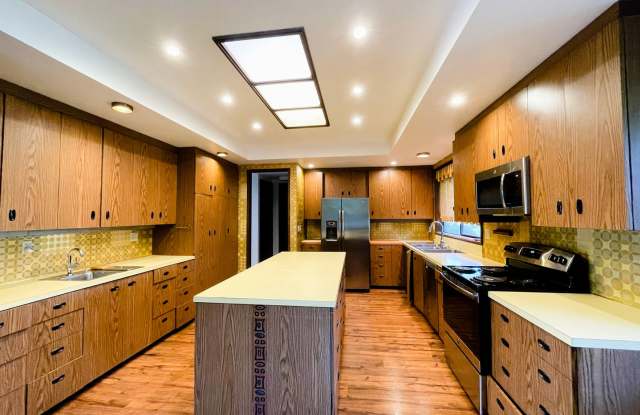 Kimberly Park Subdivision in Newport Hills photos photos