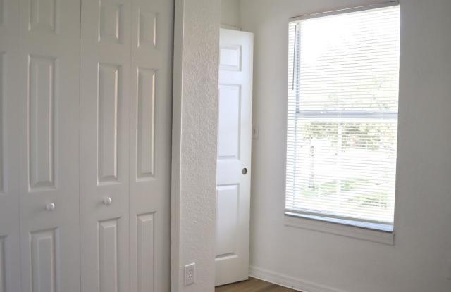 839 Woods Avenue - 843 Gallery 4