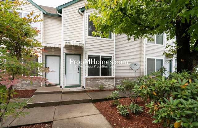Updated Townhome in Newberg - Deposit Special! photos photos
