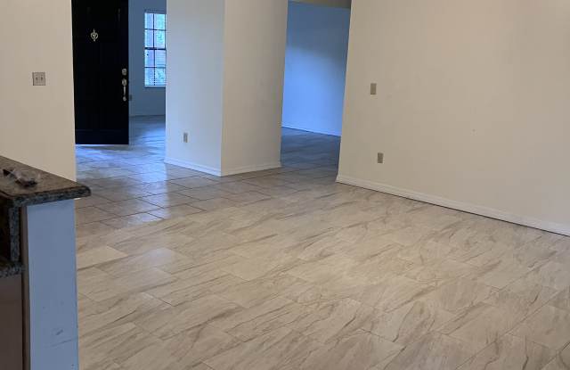 1180 Woodland Terrace Trail Gallery 3