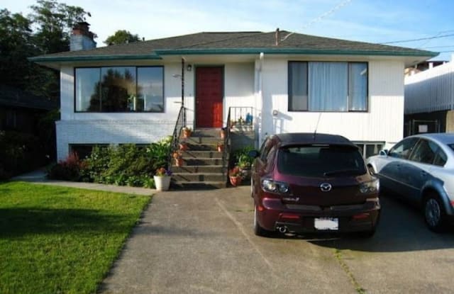 9408 31st Ave NW - 9408 31st Avenue Northwest, Seattle, WA 98117