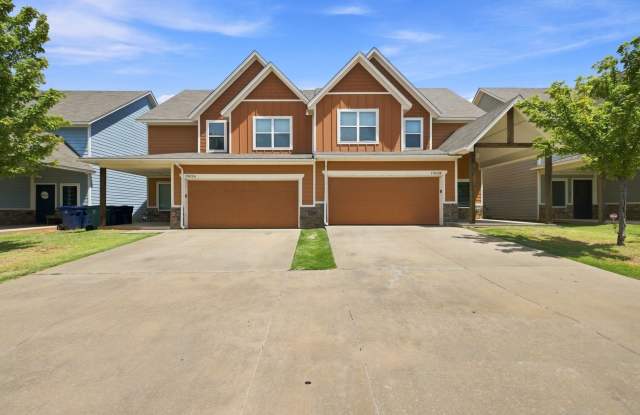 5 Bedroom Duplex in Edmond & (Contact Info Below) * MOVE IN SPECIAL * photos photos 5 Bedroom Duplex in Edmond & (Contact Info Below) * MOVE IN SPECIAL * photos photos