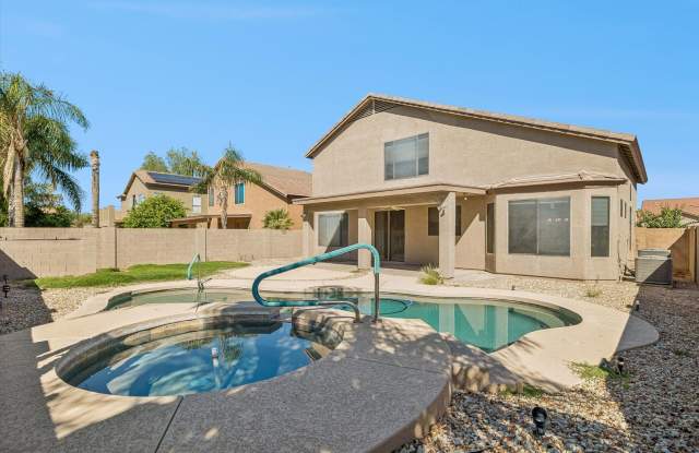 READY NOW!!! Stunning updated home in Tesoro that is 4 bedrooms, 3 bathrooms, plus a loft, plus a POOL & SPA, plus REAL GRASS, plus a loft, plus an office, plus no carpet, plus a bed & bath on the first level, SO MANY PLUSSES!!! Gallery 1