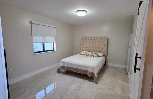 14981 SW  169th Lane photos photos