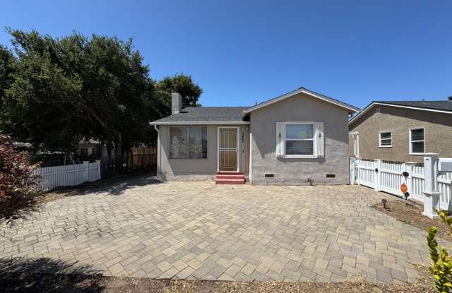 2 Bedroom 1 Bathroom Charming Home in the Heart of Old Town Orcutt photos photos