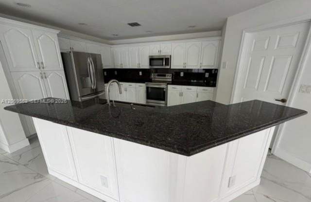 16286 Erie Place 16286, Davie, FL 33331 - 2118 Gallery 3