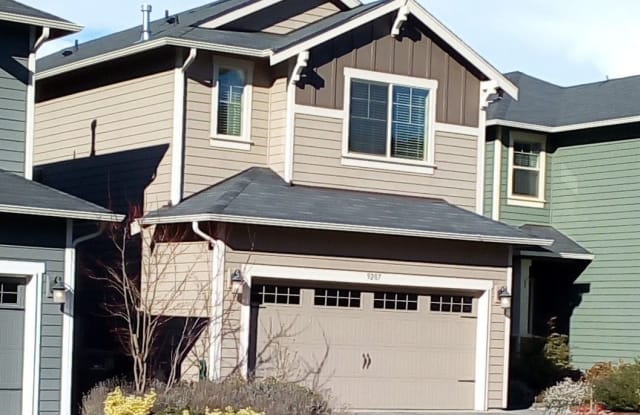 9207 1st Street SE - 9207 1st St SE, Lake Stevens, WA 98258