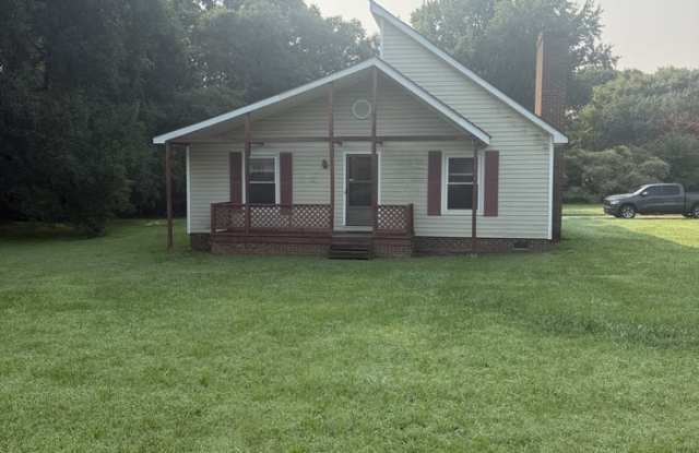 5897 Weddington Road Gallery 1
