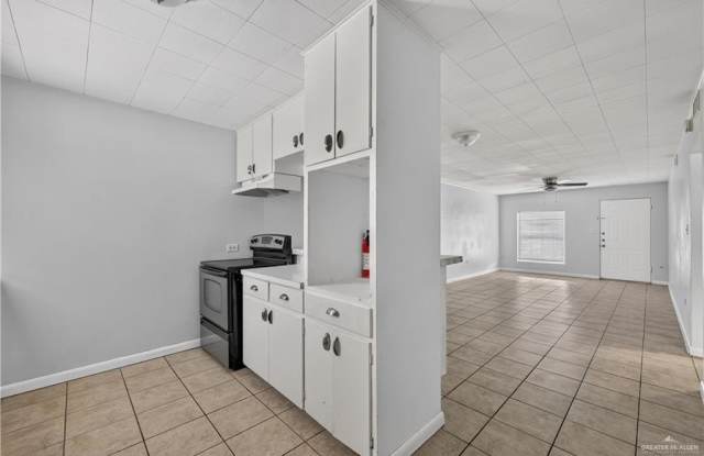 1120 Valley View Drive Gallery 3
