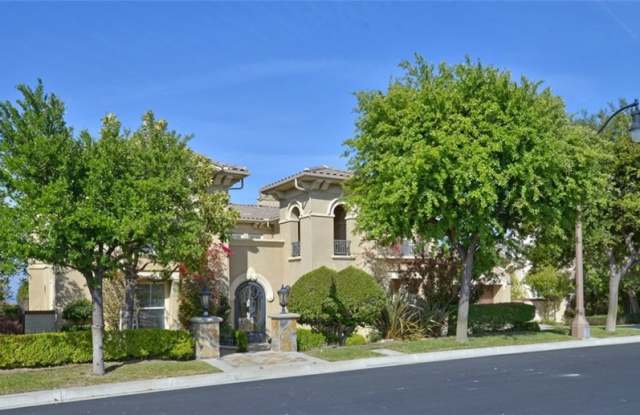 16665 Catena Drive Gallery 3