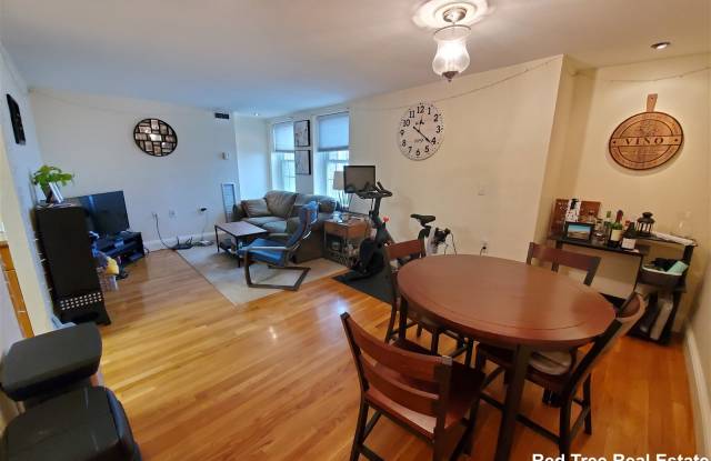 20 Daniels Street - 20 Daniels Street, Malden, MA 02148