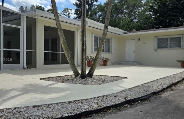 6500 SW 82nd Ave photos photos