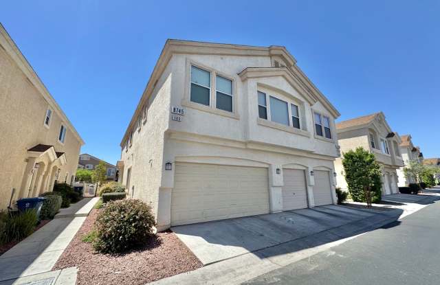 BEAUTIFULLY UPDATED SOUTHWEST LAS VEGAS TOWNHOME WITH NEW KITCHEN AND FLOORING photos photos