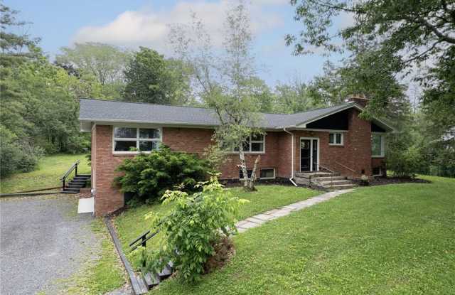 216 Berkshire Road photos photos