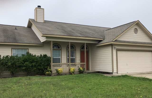 703 Debra Drive - 703 Debra Drive, Taylor, TX 76574