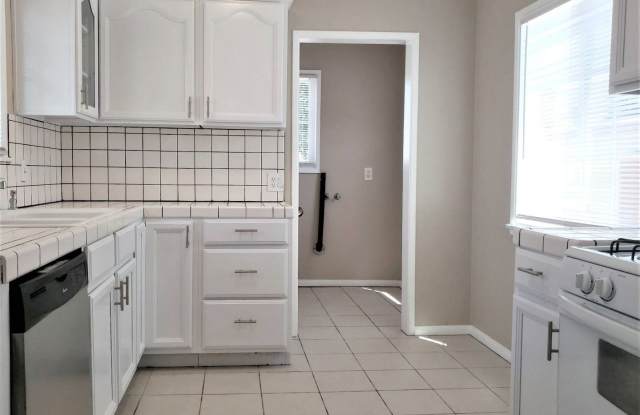 11040 Studebaker Rd. Gallery 2