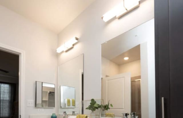 24657 Wilderness Oak Gallery 4