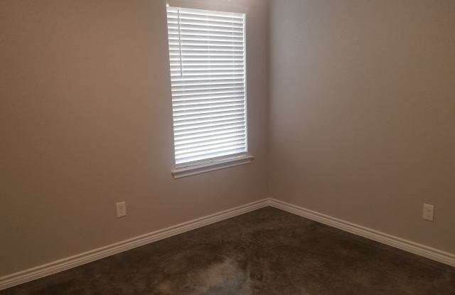 202 Lowes Boulevard - A Gallery 4