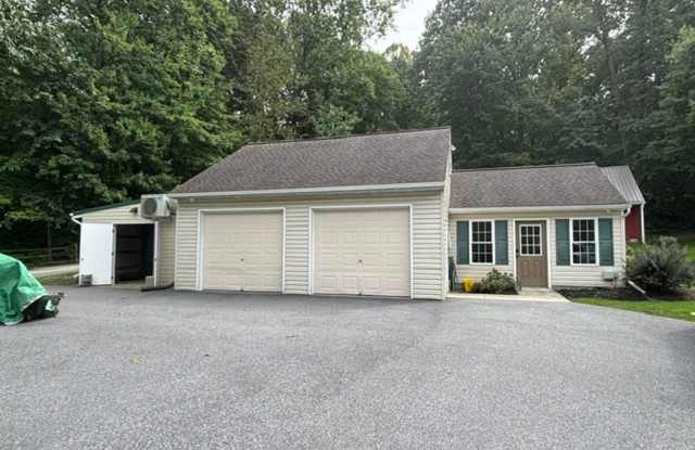 Spacious 4 Bed 2.5 Bath Detached Property in Pequea Valley SD. Gallery 1