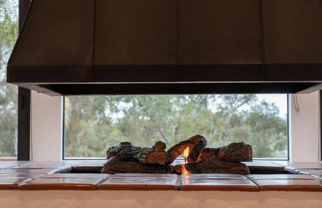 5406 Las Palomas Gallery 4