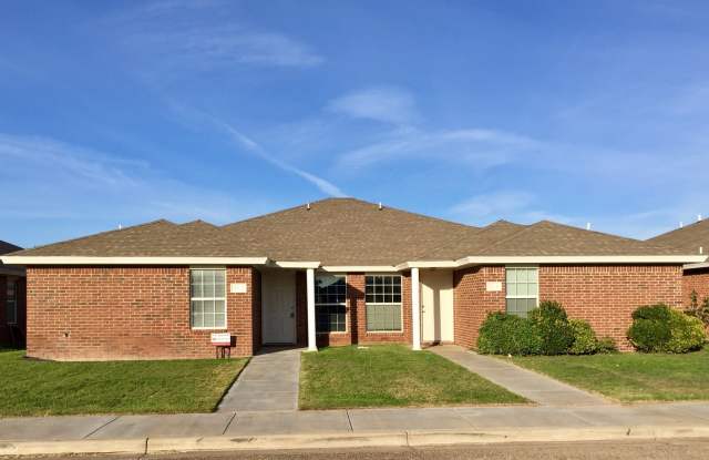 Updated 3/2 duplex in North Lubbock! photos photos