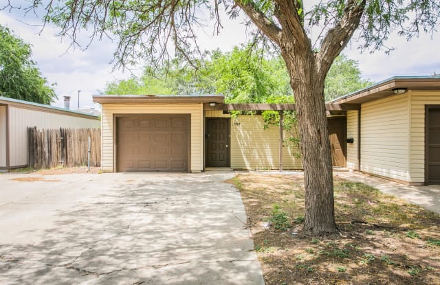 3708 53rd Street (Ganica) - 2 photos photos