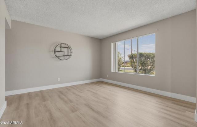 309 E PEBBLE BEACH Drive Gallery 2
