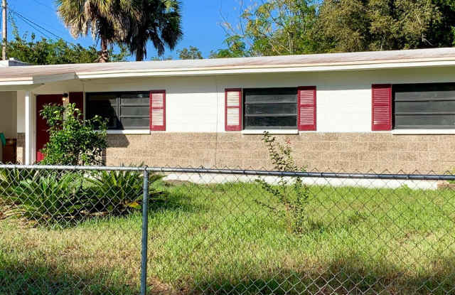 5550 Hillman Dr - 5550 Hillman Drive, Jacksonville, FL 32244