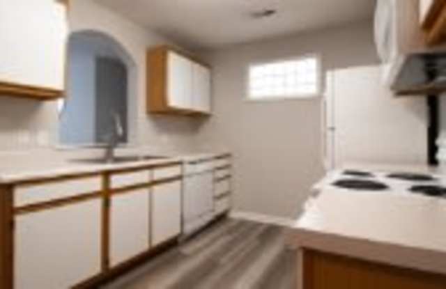 417 Jefferies Lane Unit 11 Gallery 4
