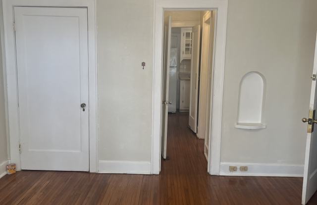317 City Park Avenue Gallery 4