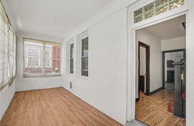 1045 Flemington St Gallery 4