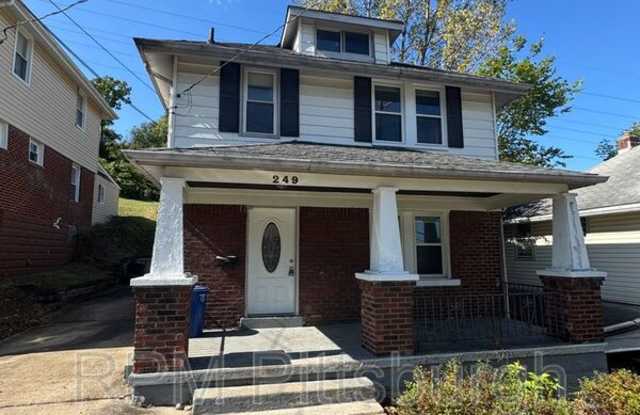 249 Elwyn Ave photos photos