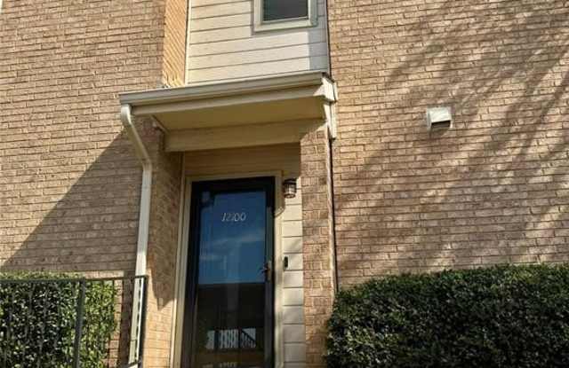 3635 Garden Brook Drive - 3635 Garden Brook Drive, Farmers Branch, TX 75234