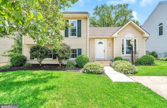 207 Kinross Dr - 207 Kinross Drive, Newark, DE 19711