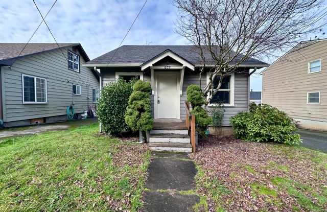 Adorable Home in a Historic Oregon City Neighborhood photos photos