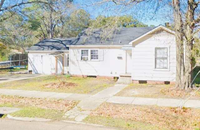 4655 Fairfields Avenue (3 Bed/1 Bath) photos photos