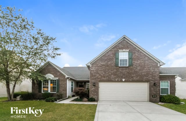 1545 Old Thicket Court photos photos