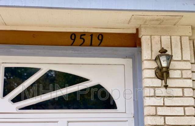 9519 Cloverdale Gallery 3