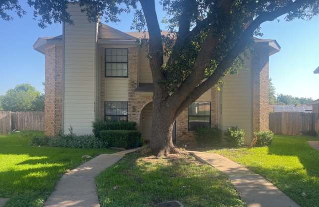 4332 Hulen Circle East - 4332 Hulen Circle East, Fort Worth, TX 76133