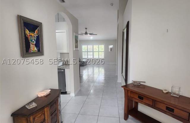 6053 Heliconia Rd Gallery 3