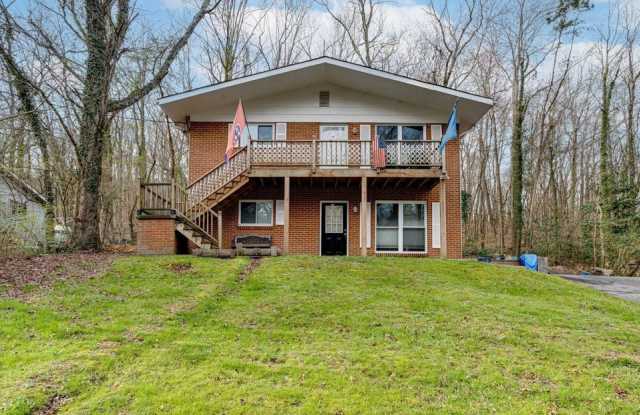 2966 Haywood Avenue - A photos photos