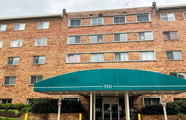 5111 8th Rd. S #112 - 5111 8th Road South, Arlington, VA 22204