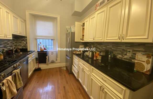 684 Parker St. photos photos