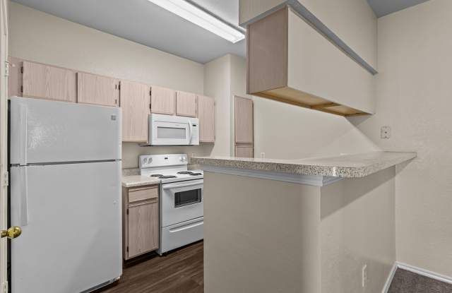 Fountains of Burleson Apartments Gallery 2